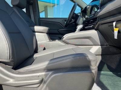 2025 Chevrolet Colorado WT/LT