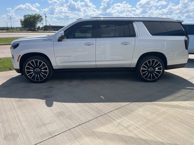2025 Chevrolet Suburban High Country