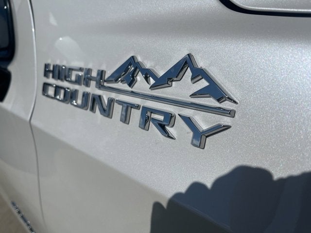 2025 Chevrolet Suburban High Country