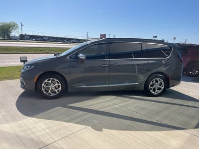 2022 Chrysler Pacifica Limited