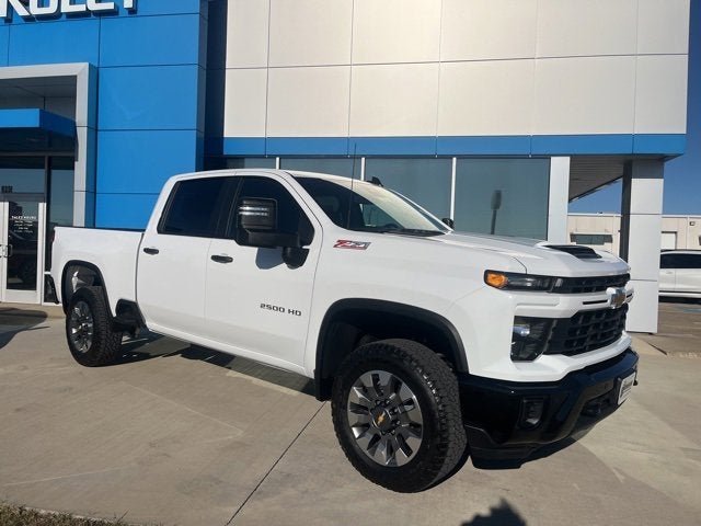 2026 Chevrolet Silverado 2500 HD Custom